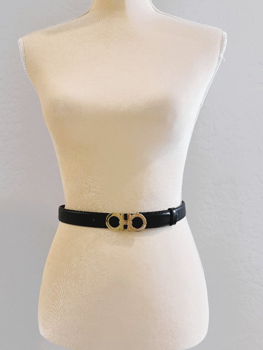 Salvatore Ferragamo Skinny Leather Belt Blue Size: S